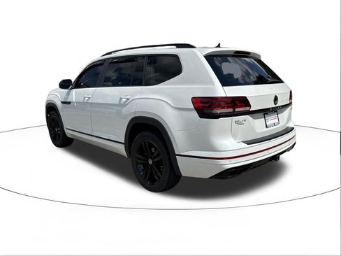 Used 2023 Volkswagen Atlas SEL R-Line AWD/4WD image 5