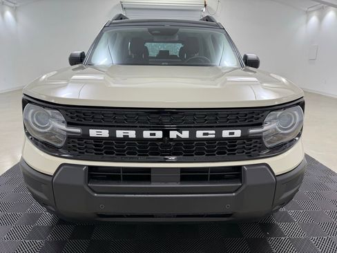 Used 2025 Ford Bronco Sport Outer Banks w/ Outer Banks Tech Package+ image 3