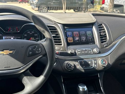 Used 2019 Chevrolet Impala LS FWD image 15