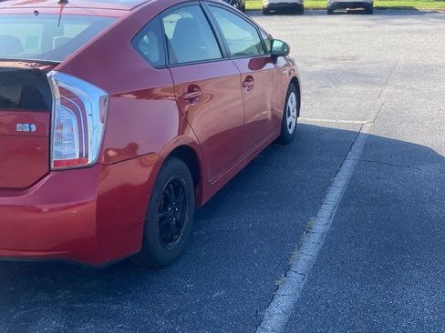 Used 2014 Toyota Prius Two FWD image 6