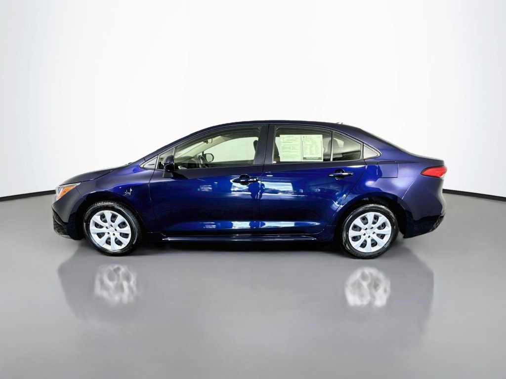 Used 2024 Toyota Corolla LE FWD image 5
