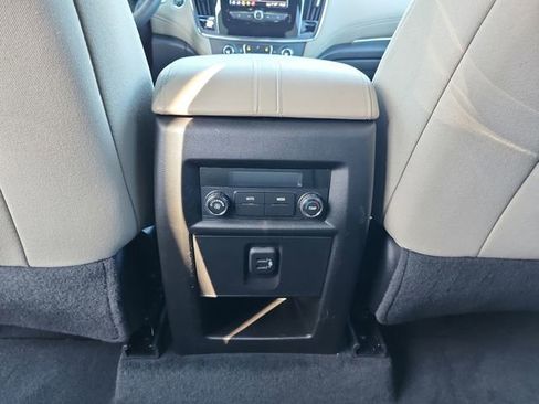 Certified 2023 Chevrolet Traverse LS image 32