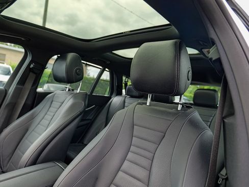 Used 2018 Mercedes-Benz E 400 4MATIC Wagon image 23
