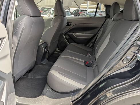 Used 2025 Subaru Crosstrek 2.5i Premium AWD/4WD image 23