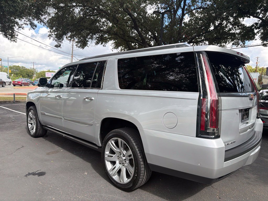 Used 2019 Cadillac Escalade ESV Premium Luxury AWD/4WD image 5