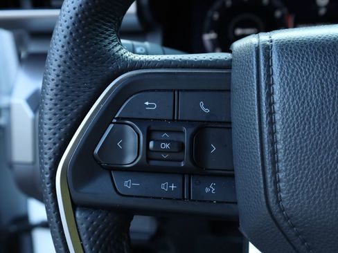 Used 2025 Toyota Tacoma TRD Off-Road image 27