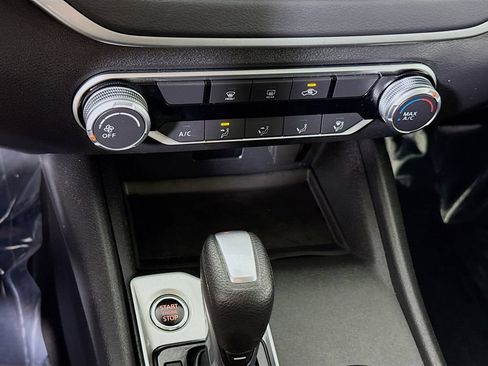 Certified 2024 Nissan Altima 2.5 S FWD image 8