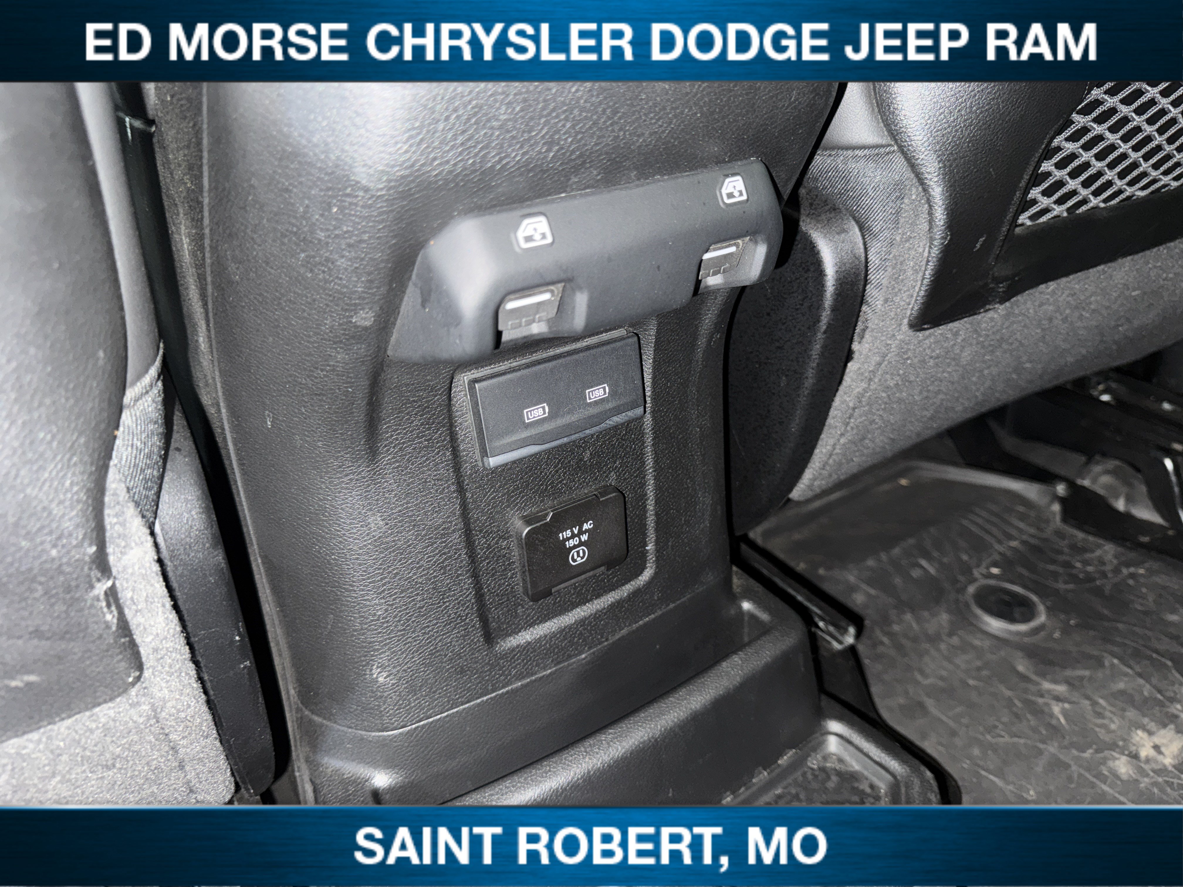 Used 2025 Jeep Wrangler Unlimited Rubicon AWD/4WD image 20