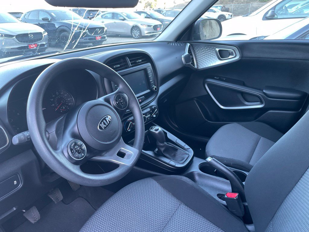 Used 2021 Kia Soul LX FWD image 9