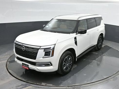 New 2026 Nissan Armada SL w/ Captain's Chari Seat Package image 55