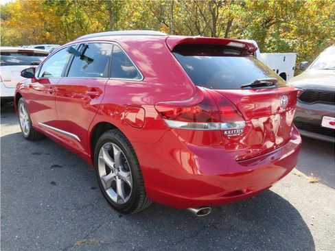 Used 2013 Toyota Venza LE w/ LE Convenience Pkg image 16