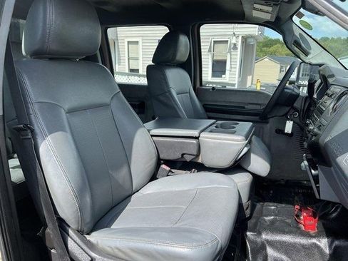 Used 2013 Ford F450 XL w/ Snow Plow Prep Pkg image 24