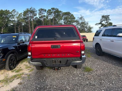 Used 2023 Toyota Tacoma SR5 RWD image 6