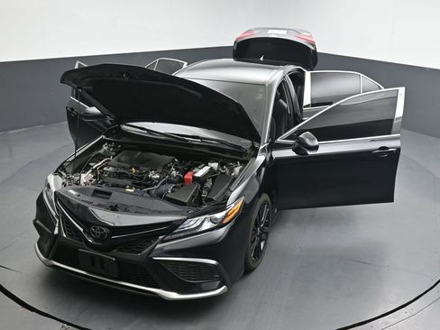 Used 2023 Toyota Camry XSE FWD image 41