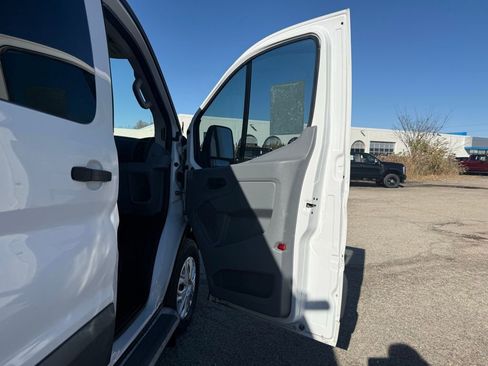 Used 2018 Ford Transit 250 130 Low Roof w/ Exterior Upgrade Package image 18