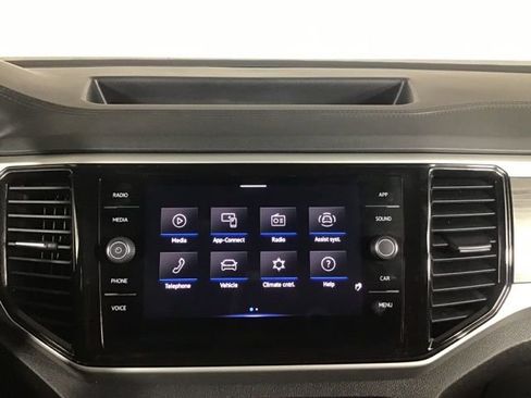 Used 2023 Volkswagen Atlas SE AWD/4WD image 18