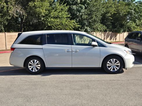 Used 2016 Honda Odyssey EX-L image 2