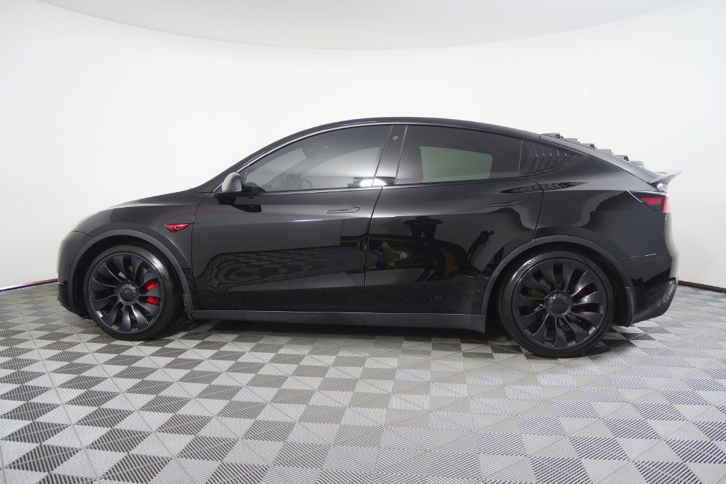 Used 2022 Tesla Model Y Performance AWD/4WD image 7