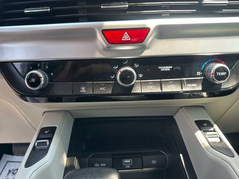 Used 2020 Kia Telluride S AWD/4WD image 41