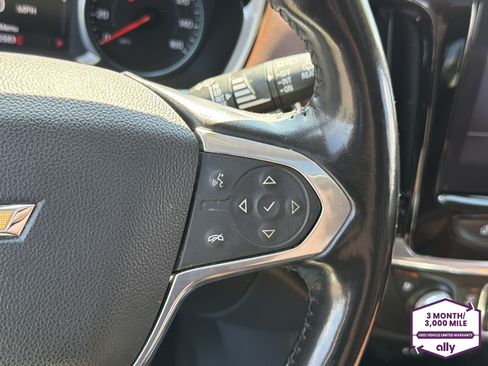 Used 2021 Chevrolet Traverse High Country AWD/4WD image 19