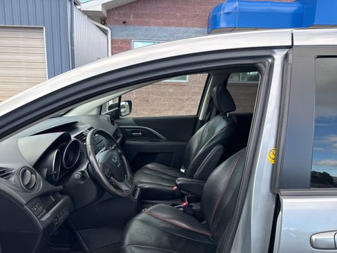 Used 2012 MAZDA MAZDA5 Grand Touring image 9
