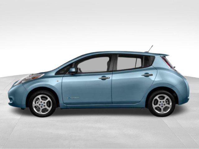 Used 2015 Nissan Leaf S FWD image 3