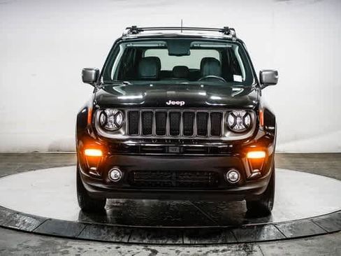 Used 2019 Jeep Renegade Limited image 4
