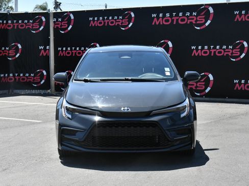 Used 2023 Toyota Corolla SE w/ SE Premium Package FWD image 2