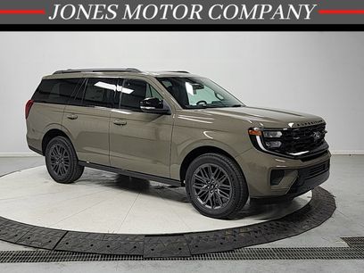 New 2027 Ford Expedition Platinum w/ Stealth Appearance Package