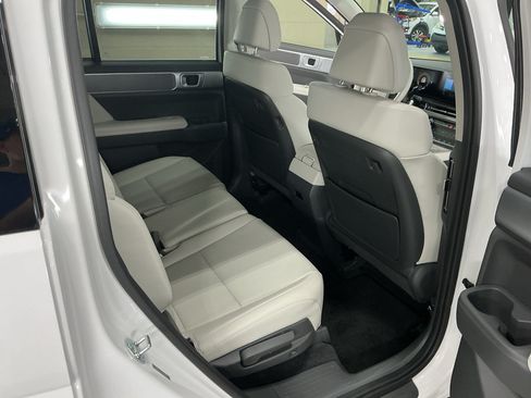 Certified 2026 Hyundai Santa Fe SEL AWD/4WD image 16