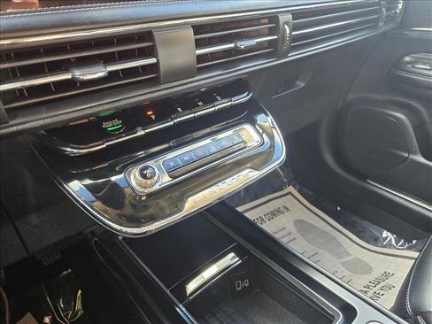 Used 2023 Lincoln Corsair Standard w/ Equipment Group 101A image 20