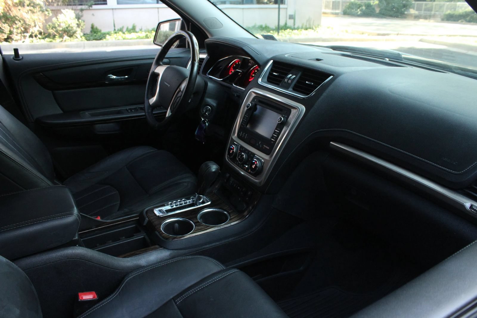 Used 2016 GMC Acadia Denali AWD/4WD image 25