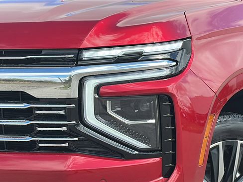 Used 2025 Chevrolet Tahoe Premier w/ Sun And Tow Package image 4