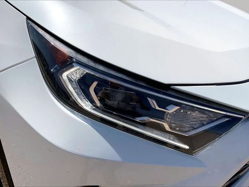 Used 2020 Toyota RAV4 XSE AWD/4WD image 28