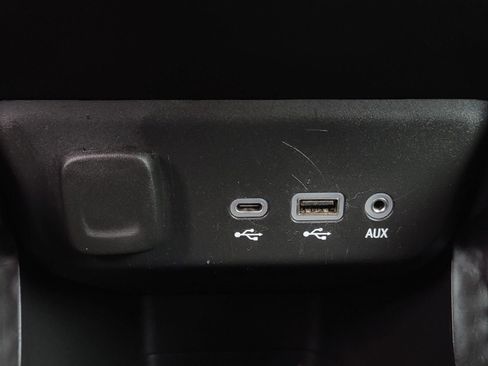 Used 2023 Chevrolet TrailBlazer LS image 25