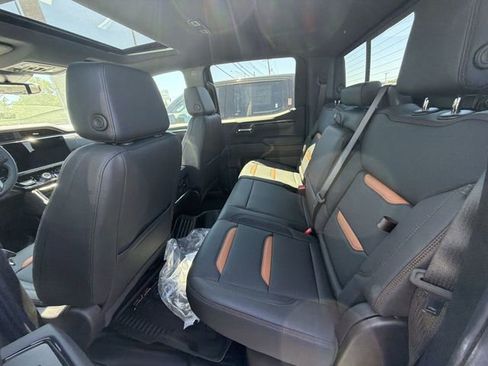 New 2026 GMC Sierra 1500 AT4 w/ AT4 Premium Package AWD/4WD image 19