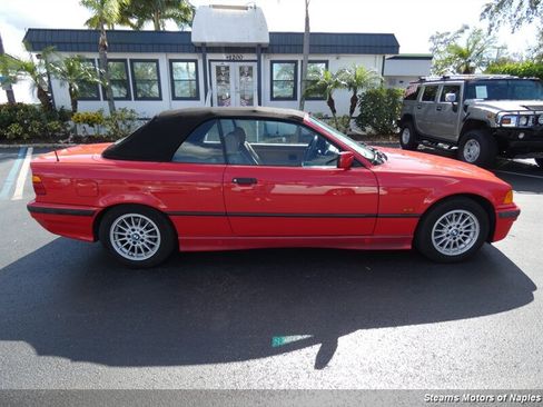 Used 1997 BMW 328i Convertible image 2
