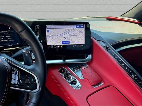 Used 2021 Chevrolet Corvette Stingray Premium Cpe w/ Z51 Performance Package RWD image 9