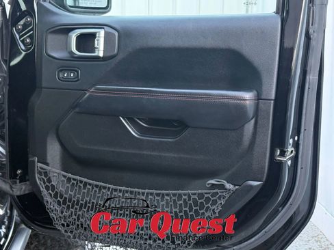 Used 2018 Jeep Wrangler Unlimited Rubicon w/ Steel Bumper Group AWD/4WD image 20