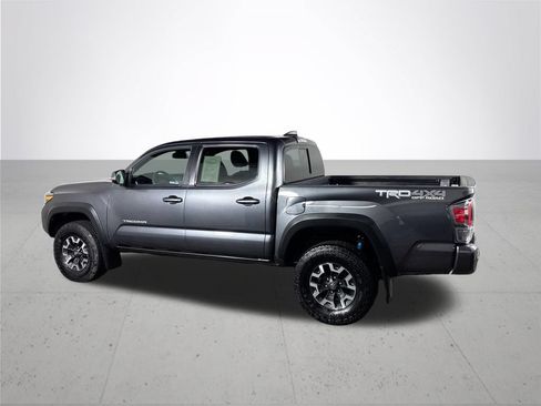 Used 2023 Toyota Tacoma TRD Off-Road w/ Technology Package AWD/4WD image 8