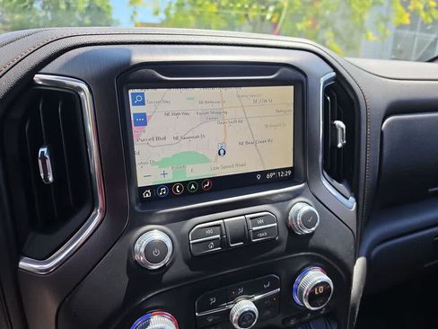 Used 2019 GMC Sierra 1500 AT4 w/ AT4 Premium Package AWD/4WD image 18