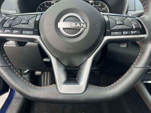 Used 2024 Nissan Altima 2.5 SR FWD image 9