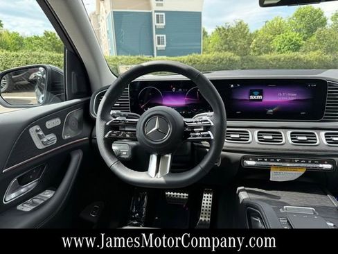 New 2026 Mercedes-Benz GLS 450 4MATIC image 15