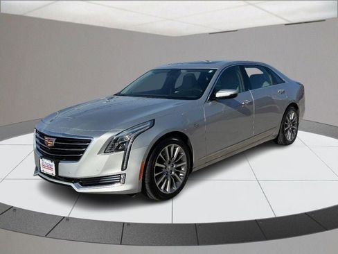 Used 2018 Cadillac CT6 Luxury image 8