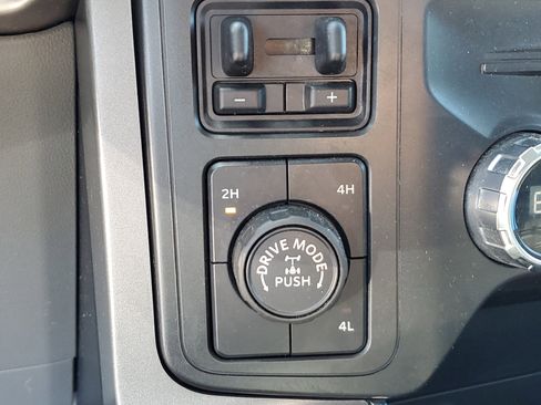 Used 2021 Ford F150 XLT w/ Equipment Group 302A High image 11