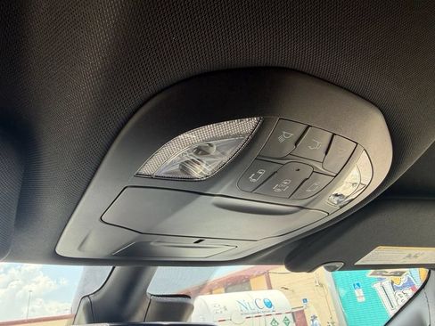 Used 2024 Chrysler Pacifica Touring-L w/ S Appearance Package FWD image 31