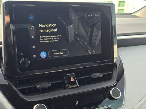 Used 2024 Toyota Corolla SE image 28