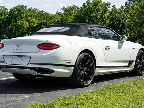 Used 2024 Bentley Continental GT Speed AWD/4WD image 17