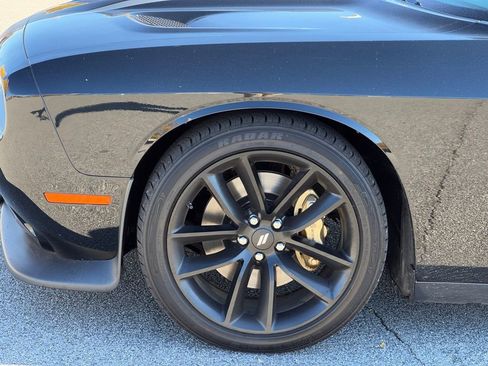 Used 2019 Dodge Challenger R/T Scat Pack w/ Stars & Stripes Edition image 32