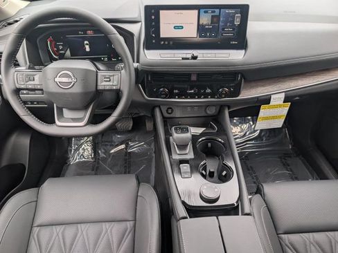 New 2026 Nissan Rogue Platinum AWD/4WD image 16